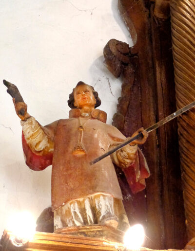 Imagen barroca de San Lorenzo, muy venerada en este templo.